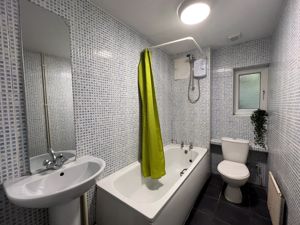 bathroom- click for photo gallery